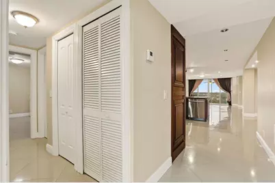 3499  Oaks Way, Unit #909, Pompano Beach, FL 33069 - Photo 11