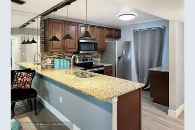 8351  Sands Point Blvd, Unit #A302, Fort Lauderdale, FL 33321 - Photo 3