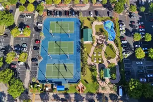 1000 St Charles Pl, Pembroke Pines, FL 33026 - Photo 29