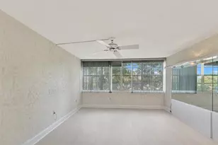 1000 St Charles Pl, Pembroke Pines, FL 33026 - Photo 11