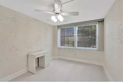 1000  Saint Charles Pl, Unit #305, Pembroke Pines, FL 33026 - Photo 19