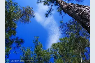 1246  Cordoba St E, Lehigh Acres, FL 33974 - Photo 5