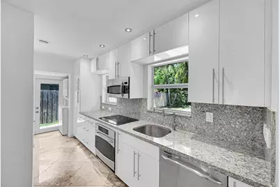 1434 NE 16th Ave, Fort Lauderdale, FL 33304 - Photo 11