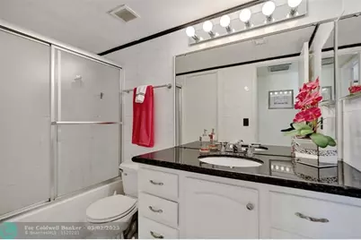 1051  Hillsboro Mile, Unit #307E, Hillsboro Beach, FL 33062 - Photo 17