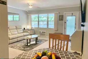 16 Newport Crescent A Unit, Deerfield Beach, FL 33442 - Photo 1