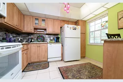 545  Oaks Ln, Unit #310, Pompano Beach, FL 33069 - Photo 3