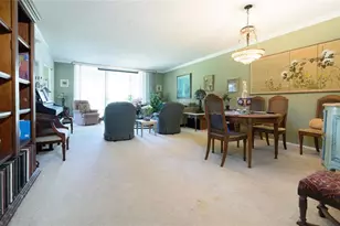 545 Oaks Ln, Pompano Beach, FL 33069 - Photo 5