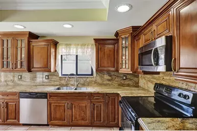 2565  Kerry Dr, Cooper City, FL 33026 - Photo 25