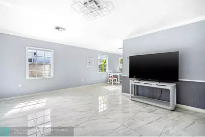 2508  Arthur St, Hollywood, FL 33020 - Photo 9