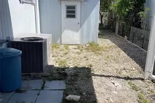 2875 SW 58th St, Dania Beach, FL 33312 - Photo 11