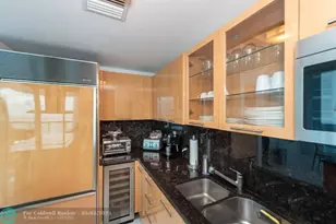 6899 Collins Ave, Miami Beach, FL 33141 - Photo 9