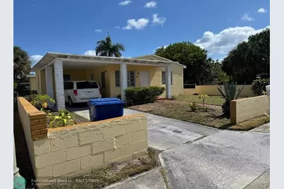 958 W 4th St, Riviera Beach, FL 33404 - Photo 5