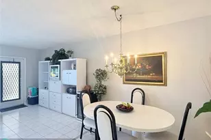 2158 Cambridge G, Deerfield Beach, FL 33442 - Photo 5