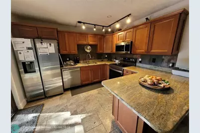 3210  Spanish Wells Dr, Unit #27-A, Delray Beach, FL 33445 - Photo 9