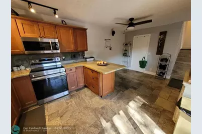 3210  Spanish Wells Dr, Unit #27-A, Delray Beach, FL 33445 - Photo 5