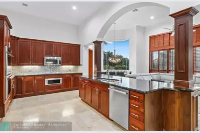 2753 W Stonebrook Cir, Davie, FL 33330 - Photo 21