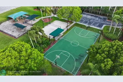 2753 W Stonebrook Cir, Davie, FL 33330 - Photo 79