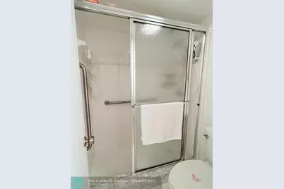 2306 S Cypress Bend Dr, Unit #319, Pompano Beach, FL 33069 - Photo 23