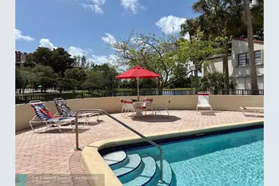 2306 S Cypress Bend Dr, Unit #319, Pompano Beach, FL 33069 - Photo 33