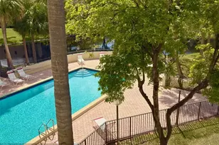 2306 S Cypress Bend Dr, Pompano Beach, FL 33069 - Photo 39