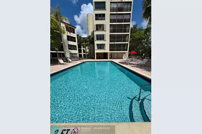 2306 S Cypress Bend Dr, Unit #319, Pompano Beach, FL 33069 - Photo 1