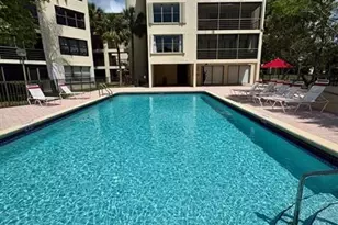 2306 S Cypress Bend Dr, Pompano Beach, FL 33069 - Photo 1