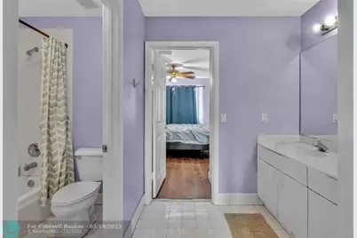 16727  Sapphire Isle, Weston, FL 33331 - Photo 29