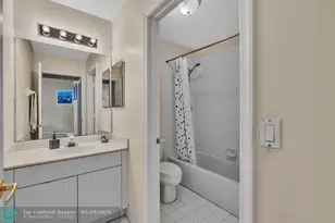 16727 Sapphire Isle, Weston, FL 33331 - Photo 21