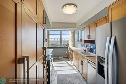 18021  Biscayne Blvd, Unit #504, North Miami Beach, FL 33160 - Photo 9