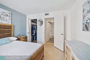 18021 Biscayne Blvd, North Miami Beach, FL 33160 - Photo 15
