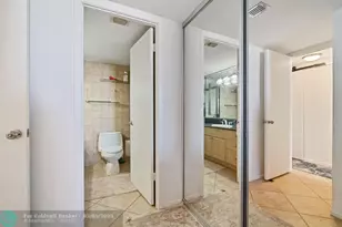 18021 Biscayne Blvd, North Miami Beach, FL 33160 - Photo 17