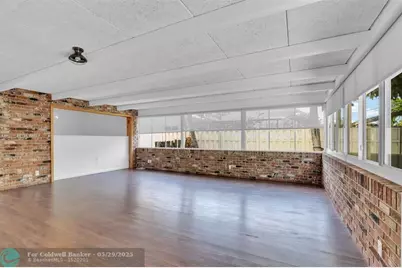 341 SE 8th St, Pompano Beach, FL 33060 - Photo 3