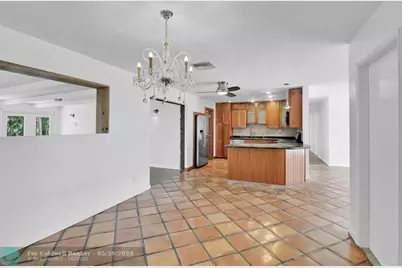 341 SE 8th St, Pompano Beach, FL 33060 - Photo 11