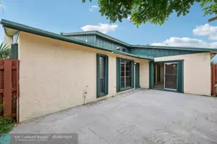 1091 Manor Dr, Palm Springs, FL 33461 - Photo 19