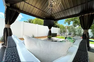 14 NE 29th St, Wilton Manors, FL 33334 - Photo 29