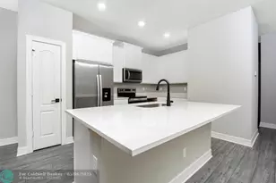 1817 Celebration Dr, Fort Pierce, FL 34947 - Photo 3