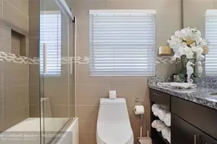 2716 N Ocean Blvd, Fort Lauderdale, FL 33308 - Photo 27