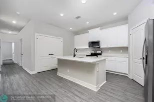 1811 Celebration Dr, Fort Pierce, FL 34947 - Photo 3