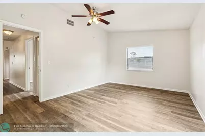 3789  Mil Pond Ct, Greenacres, FL 33463 - Photo 15