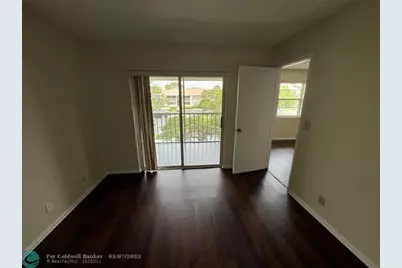 1536 SE Royal Green Circle, Unit #G204, Port Saint Lucie, FL 34952 - Photo 5