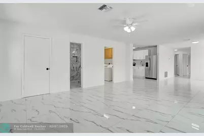 3060 NE 12th Ave, Pompano Beach, FL 33064 - Photo 7
