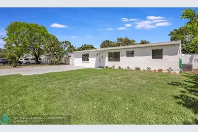 3060 NE 12th Ave, Pompano Beach, FL 33064 - Photo 3