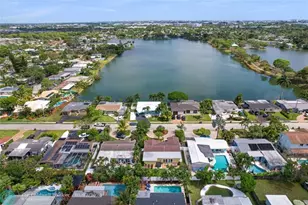 1736 NW 39th St, Oakland Park, FL 33309 - Photo 53