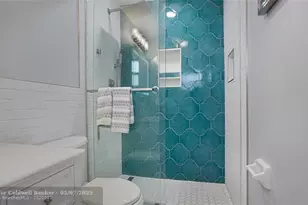 1736 NW 39th St, Oakland Park, FL 33309 - Photo 27