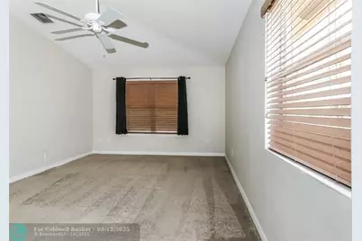 2095 SE Joyner Cir, Port Saint Lucie, FL 34952 - Photo 9