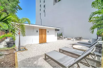 120 NE 25th St, Miami, FL 33137 - Photo 25