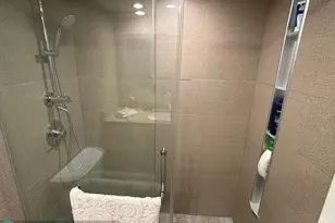 301 174th St, Sunny Isles Beach, FL 33160 - Photo 29