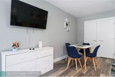 1020 N Victoria Park Rd, Unit #14, Fort Lauderdale, FL 33304 - Photo 5