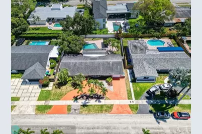1870 NE 197th Ter, Miami, FL 33179 - Photo 3