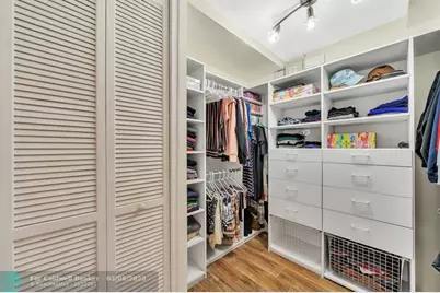 1870 NE 197th Ter, Miami, FL 33179 - Photo 15